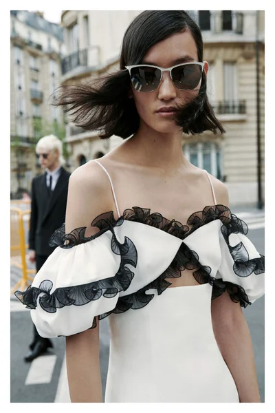 Look 44